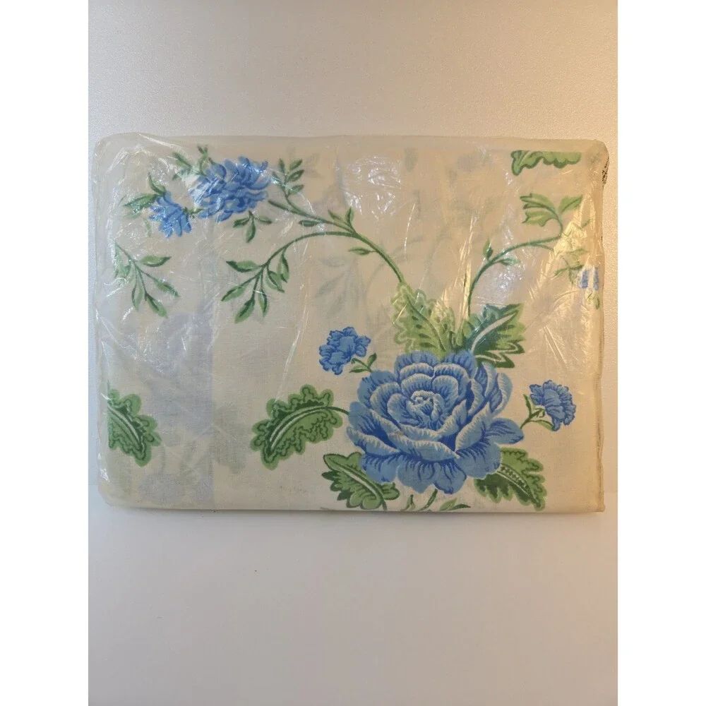 Lady Pepperell Vintage Twin Fitted Sheet Blue Flowers on White NEW Old Stock